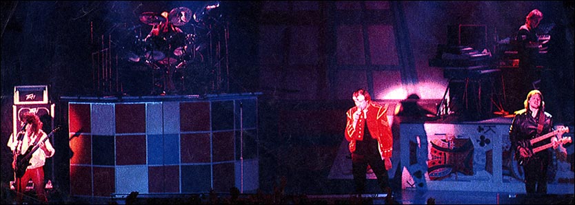 Marillion: Misplaced Childhood Tour - 1985 - Unknown city, venue and photographer - Photo taken from ''Hörzu''
